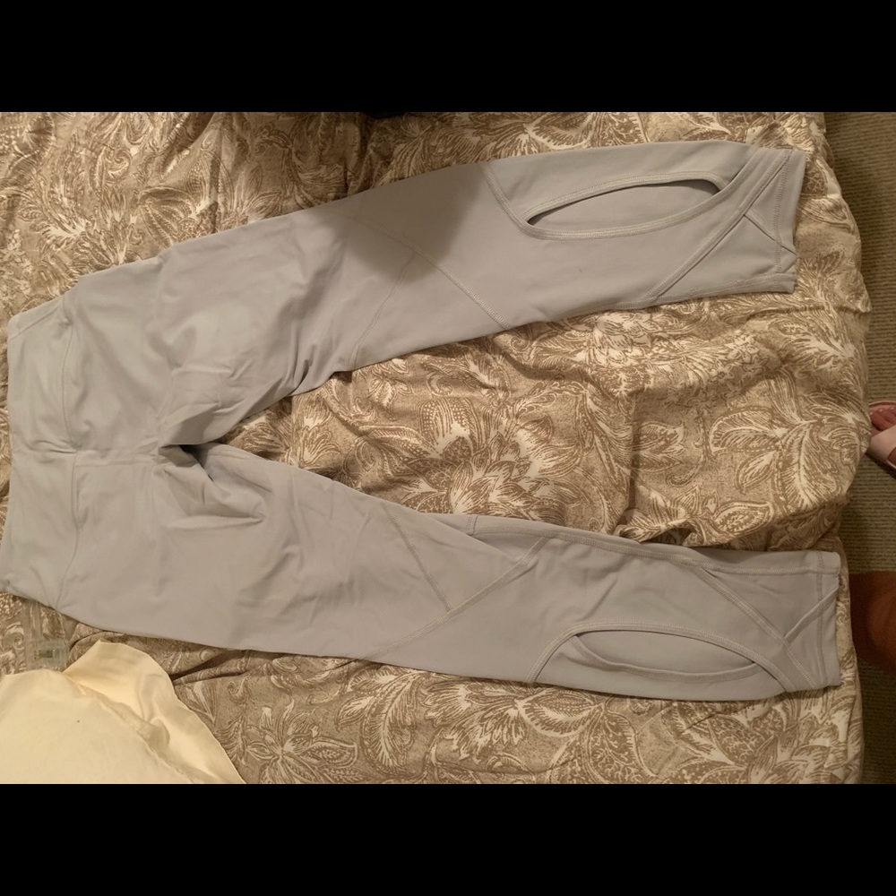 Victoria’s Secret leggings